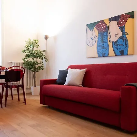 The Rent - One-bedroom Near San Pietro Roma