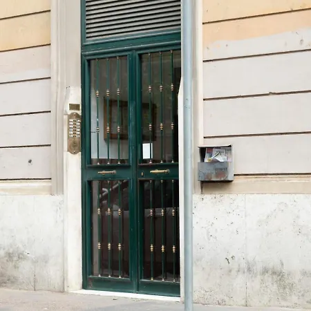 The Rent - One-bedroom Near San Pietro Roma
